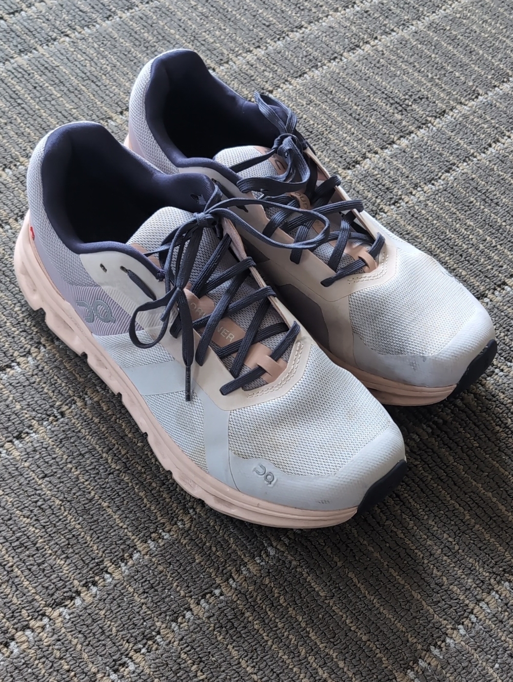 On Running Cloudswift Running Shoes - Light Gray & Pale Pink US W11 - Picture 1 of 6